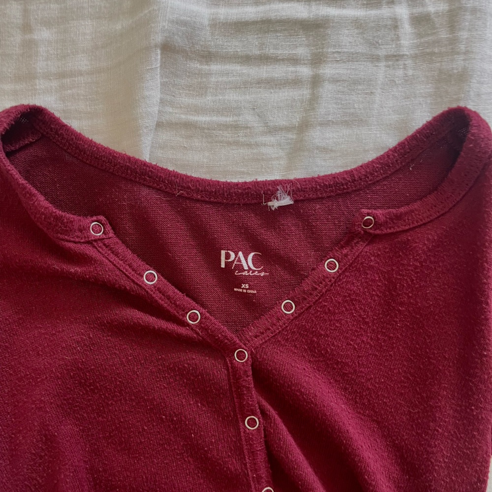 pacsun button up tshirt crop top women’s size extra small - Picture 2 of 2